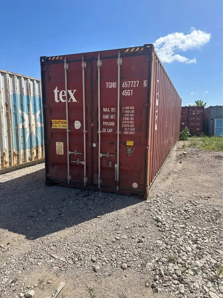 40 High Cube Shipping Container – Solid & Spacious!