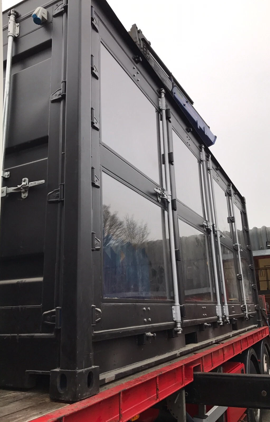 20ft Container With Glass Windows