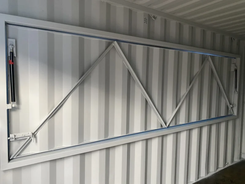 15ft Shipping ContainerBar/Kiosk/Stall/Pod