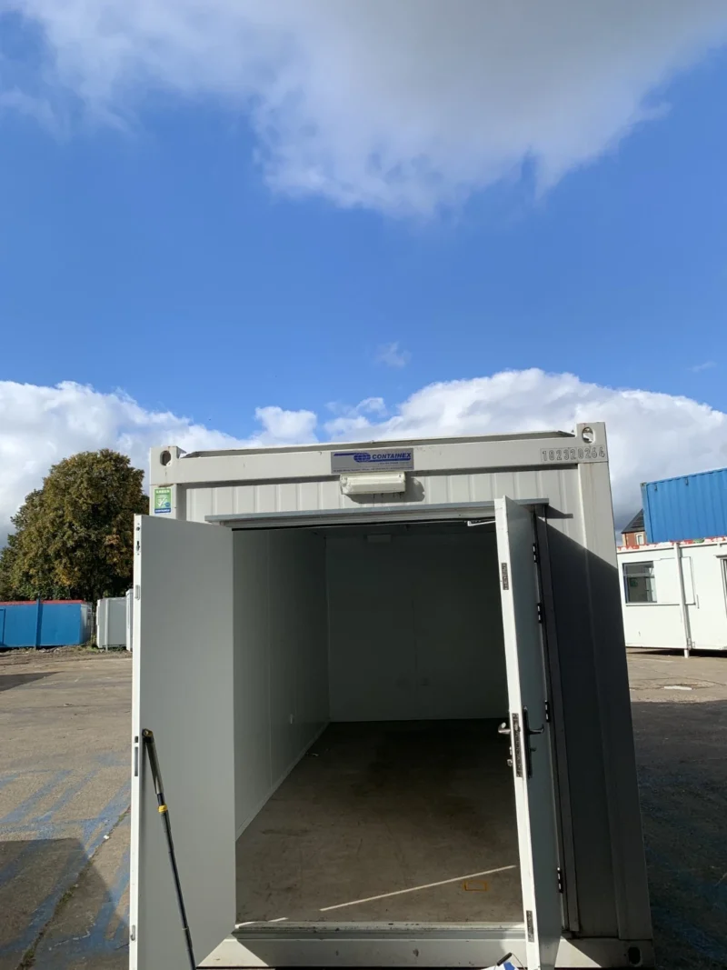 20ft x 8ft Insulated Storage Unit – Durable Steel Container
