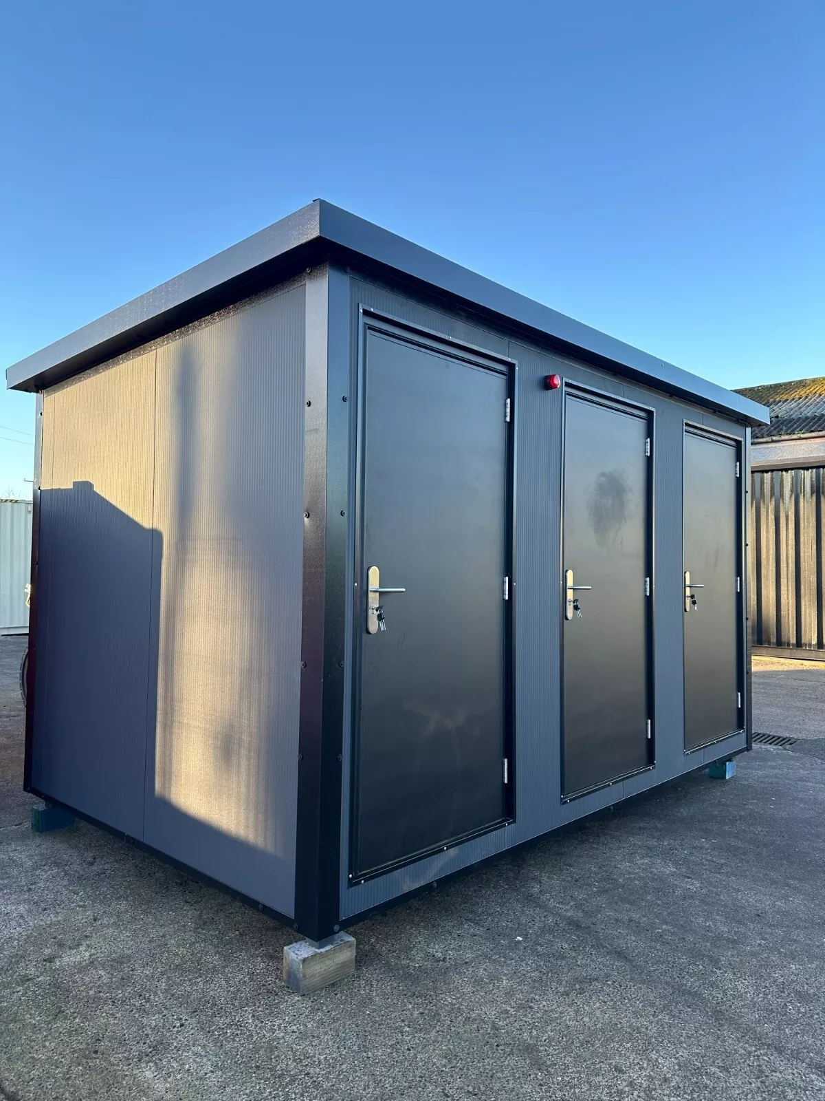 Triple Toilet Unit (Can be customized)