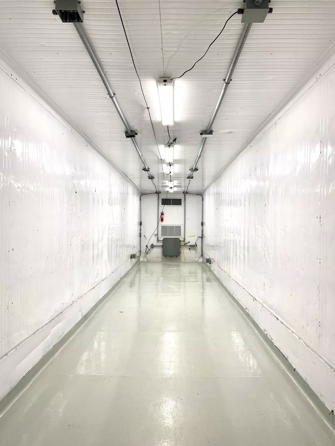 40 Foot High Cube Insulated Shipping Container with 5 Ton Bard HVAC