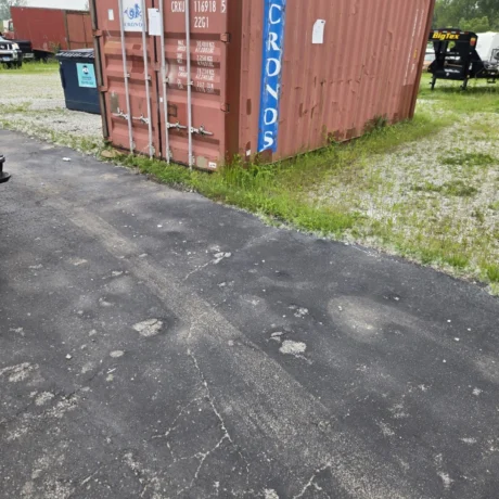 Durable and Affordable 20′ Storage Containers / Storage Pods