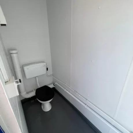 16ft x 9ft 3 + 1 toilet block