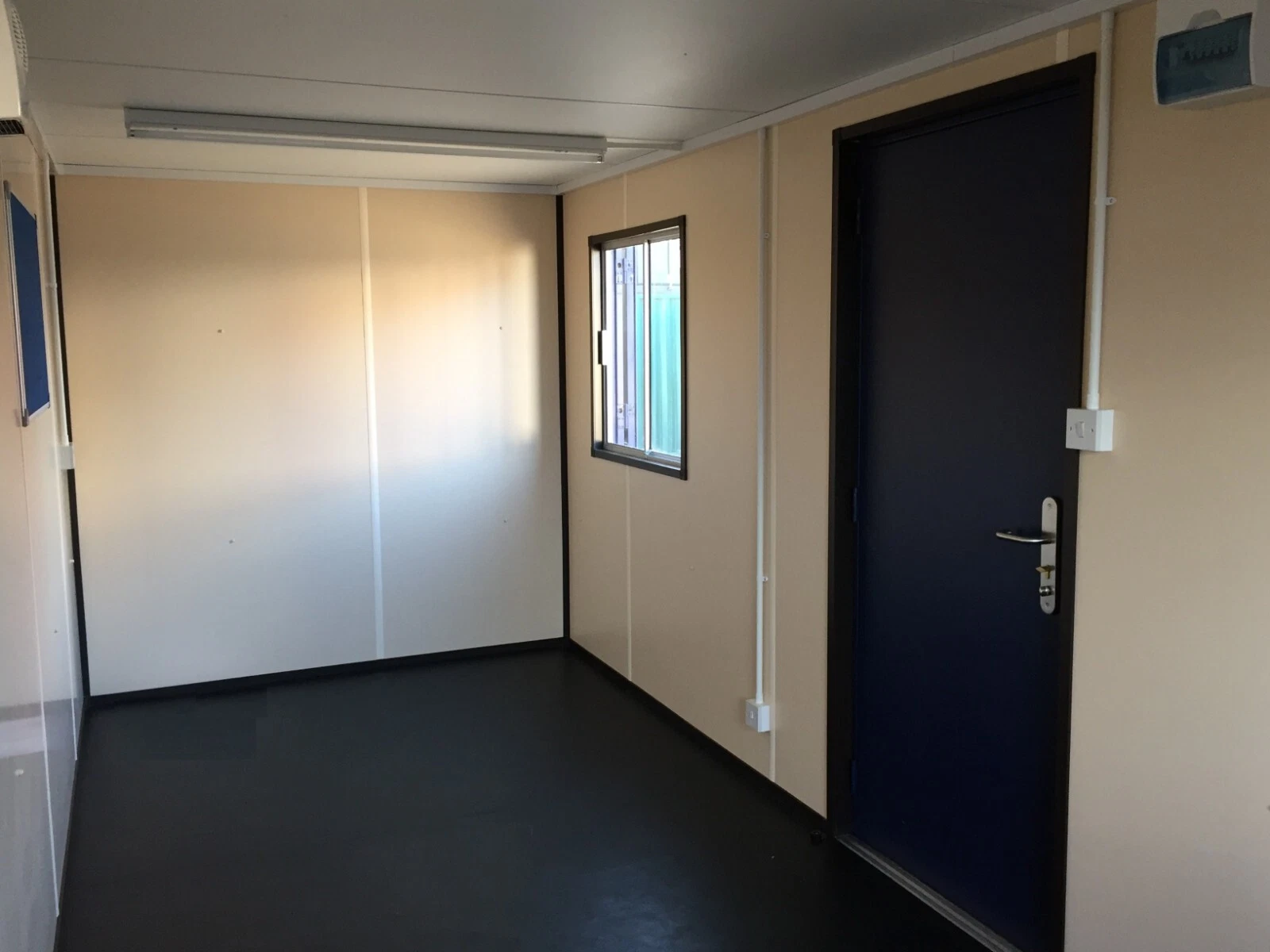 Portable Office Site Cabin Container 20ft x 8 ft