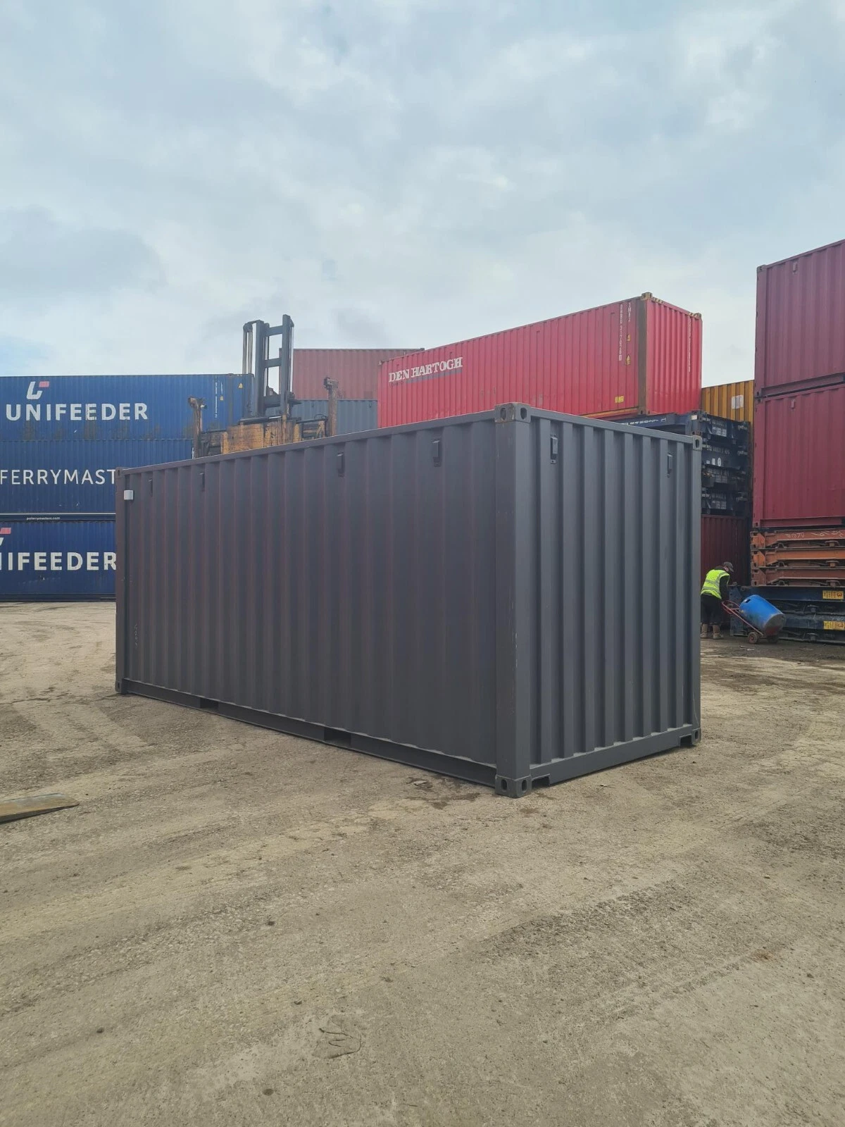 20ft 1-Trip Shipping Containers | Additional Benefits – Nation wide Delivery