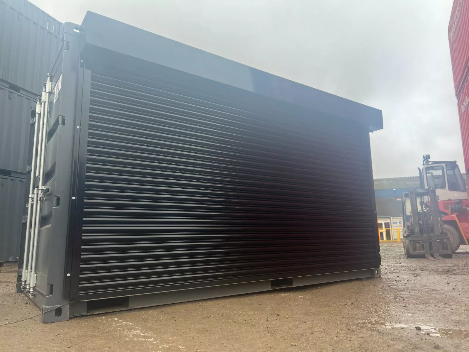 Shipping Container with Electrified Full Roll Up Side Opening
