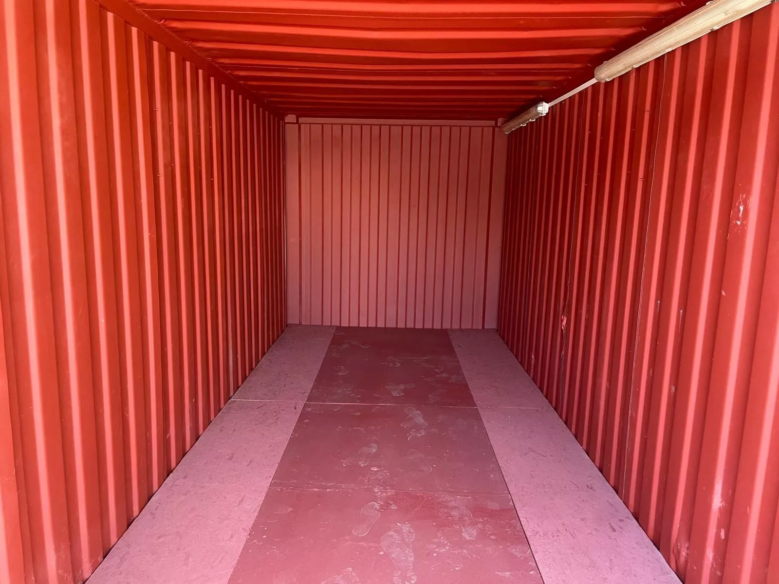 20ft x 8ft Anti-Vandal storage container – Nationwide Delivery – Ex Salford