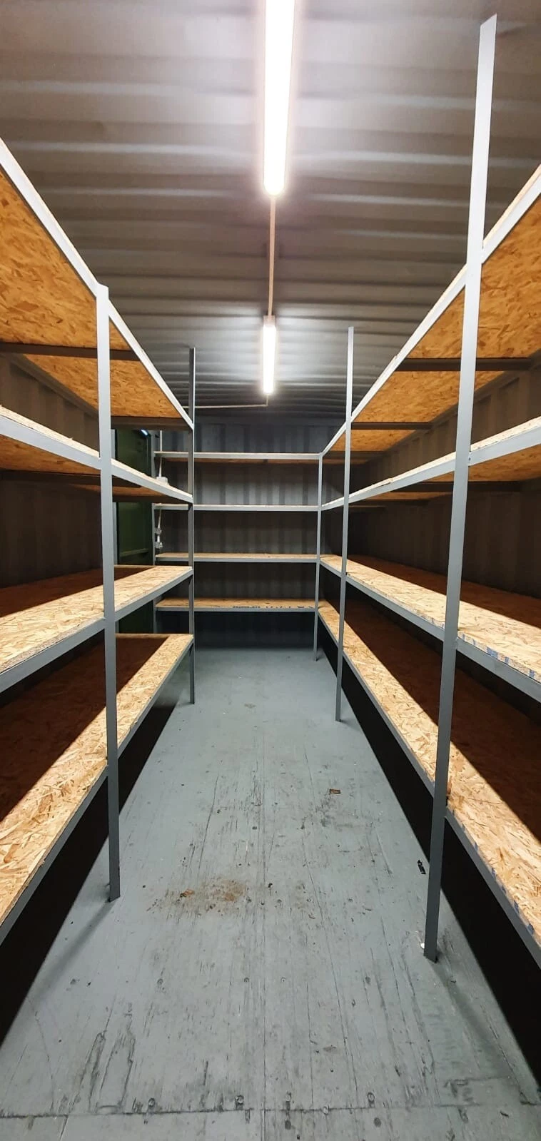 20 x 8Ft 9ft 6 high cube Container, With Anti Condensation, Lighting & Shelving.
