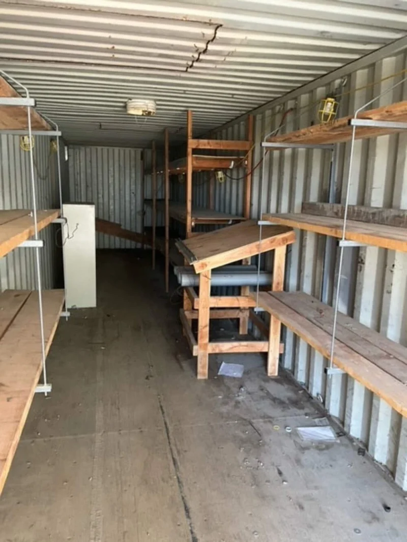 40ft Cargo Double Doors Container 40′ x 8′ x 8′ 6″ (Pictures of actual Container)