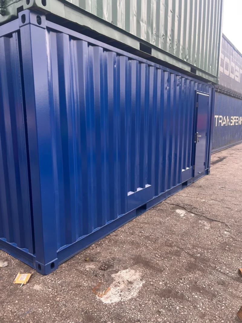 20ft x 8ft Shipping Container Toilet Block – Reading