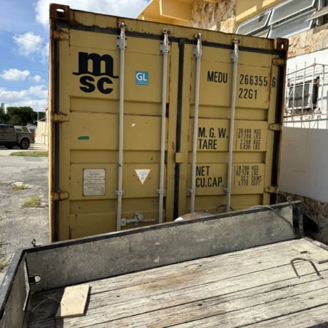 20ft Conex Shipping / Storage Container – Yellow/Gold – Priced to Sell!