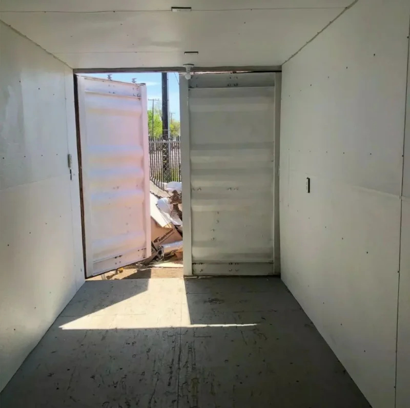 20 ft Insulated Shipping container Greenhouse
