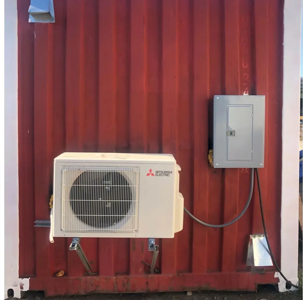 20 ft Insulated Shipping container Greenhouse