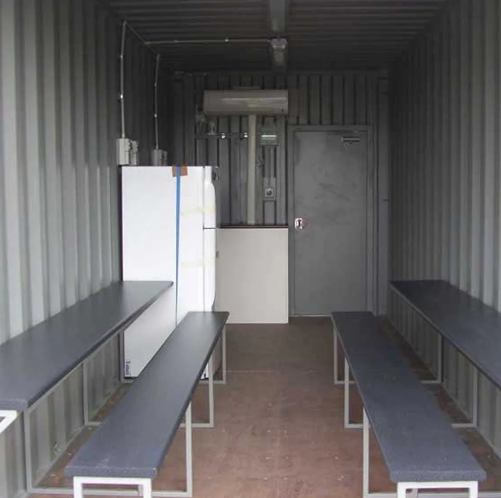 Lunchroom Containers